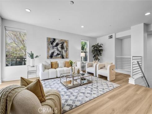 600 Rockfeller , Irvine, CA