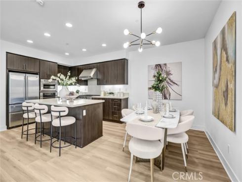 600 Rockfeller , Irvine, CA