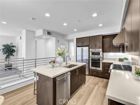 600 Rockfeller , Irvine, CA