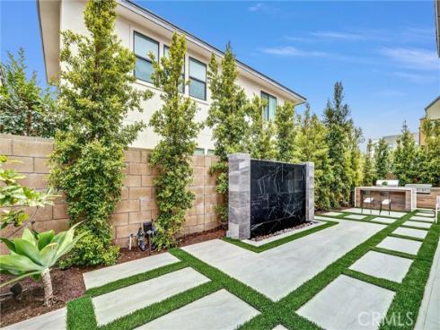 145  Draw  , Irvine, CA