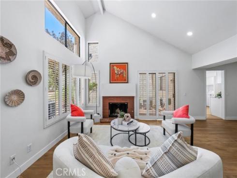 31 Claret , Irvine, CA