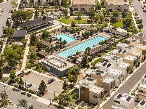 426 Lobata , Irvine, CA