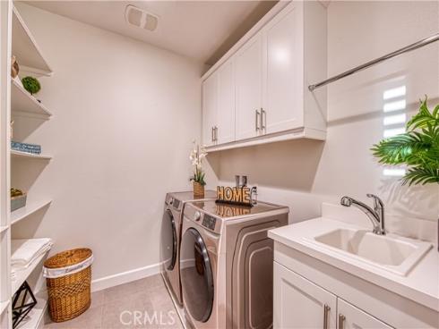 68 English Saddle , Irvine, CA