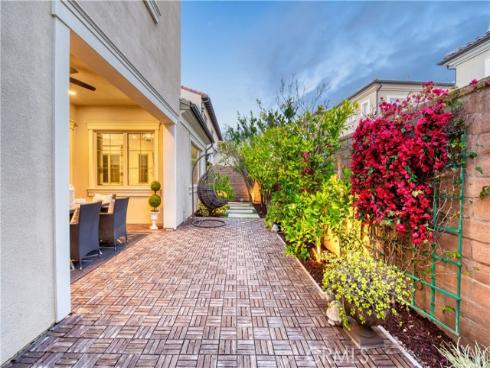 68  English Saddle  , Irvine, CA