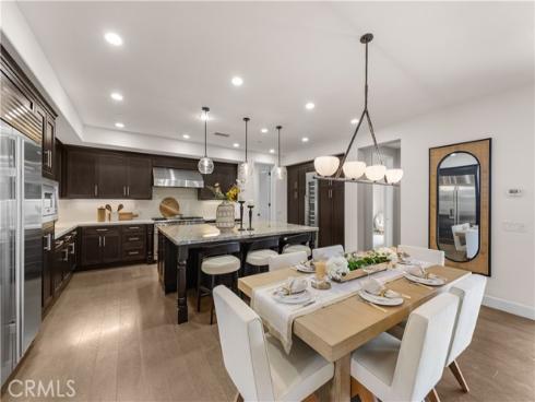 139  Sunset  , Irvine, CA