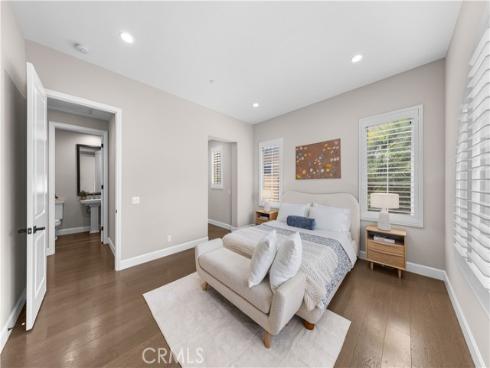 139  Sunset  , Irvine, CA