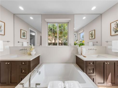 139  Sunset  , Irvine, CA
