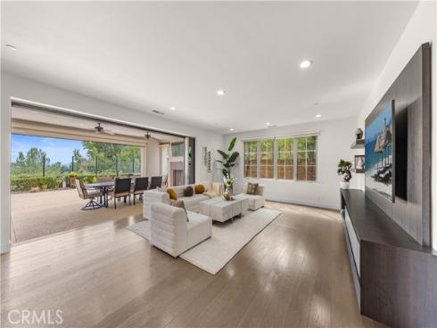 139  Sunset  , Irvine, CA