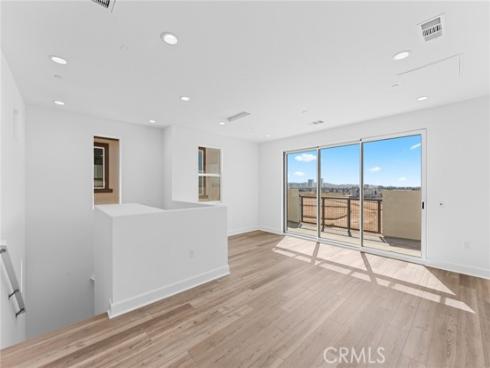 105 Moody , Irvine, CA