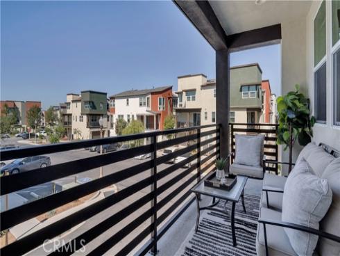 100 Tenor , Irvine, CA