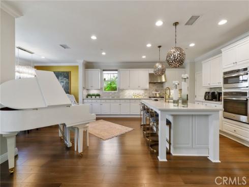 111 Bumblebee , Irvine, CA