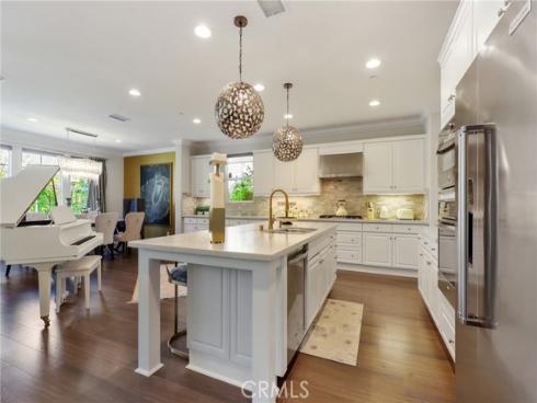 111 Bumblebee , Irvine, CA