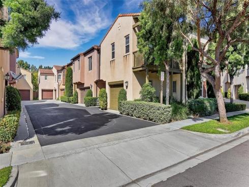 103 Costa Brava , Irvine, CA