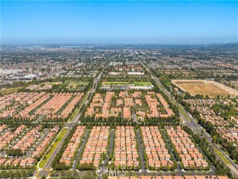 53  Cherry Tree  , Irvine, CA