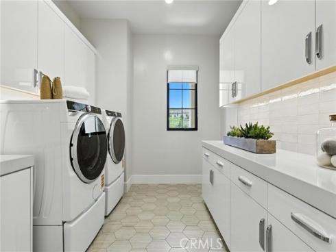 437 Narcissus , Irvine, CA
