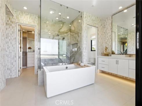 437 Narcissus , Irvine, CA