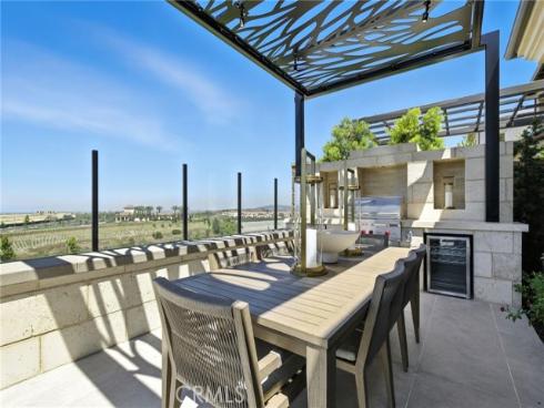 437 Narcissus , Irvine, CA
