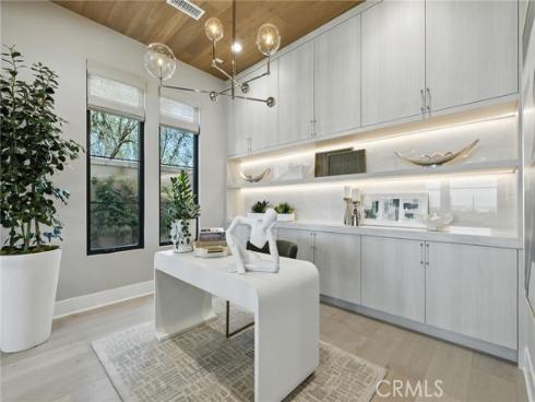 441 Narcissus , Irvine, CA