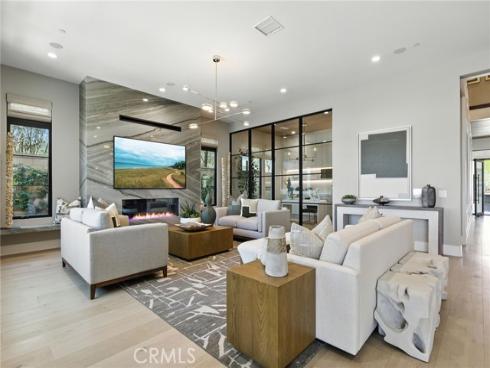 441 Narcissus , Irvine, CA