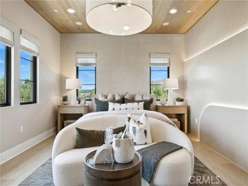 441 Narcissus , Irvine, CA