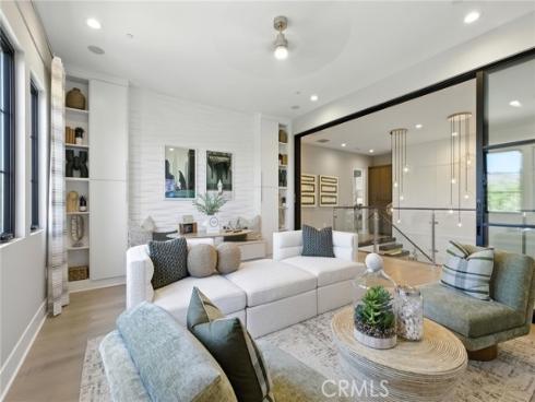 441 Narcissus , Irvine, CA