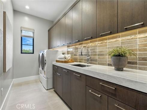 441 Narcissus , Irvine, CA