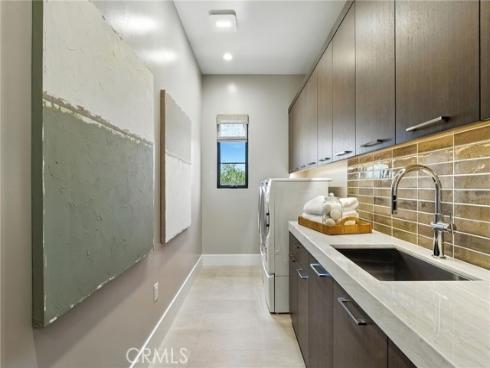 441 Narcissus , Irvine, CA