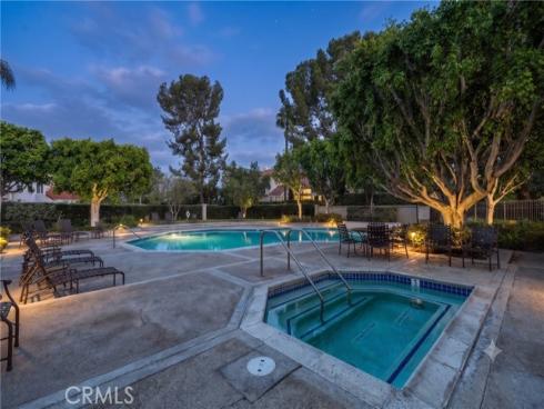 21 Mirador , Irvine, CA