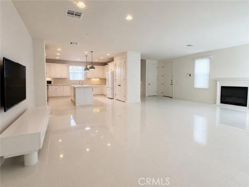 244  Desert Bloom  , Irvine, CA