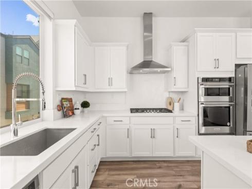 120 Sawbuck , Irvine, CA