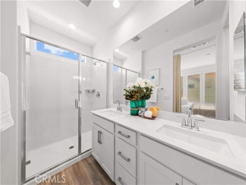 120 Sawbuck , Irvine, CA