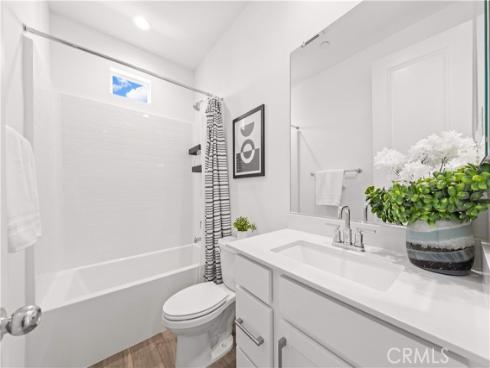 120 Sawbuck , Irvine, CA