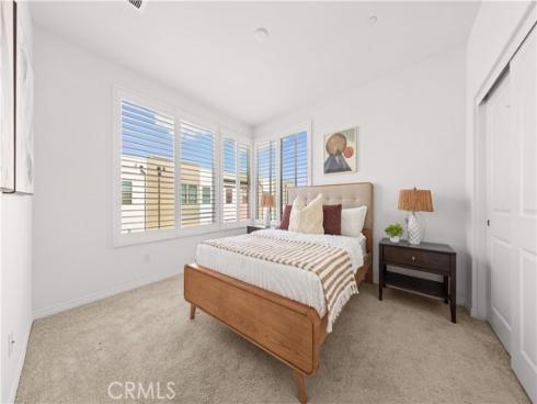 120 Sawbuck , Irvine, CA
