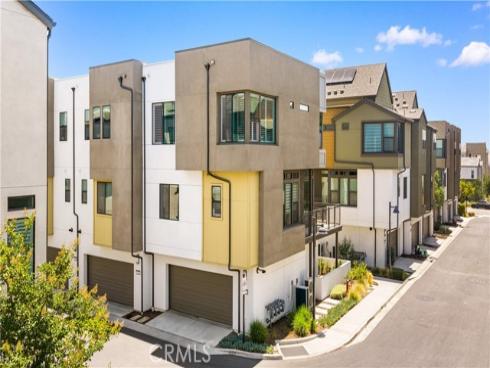 120 Sawbuck , Irvine, CA