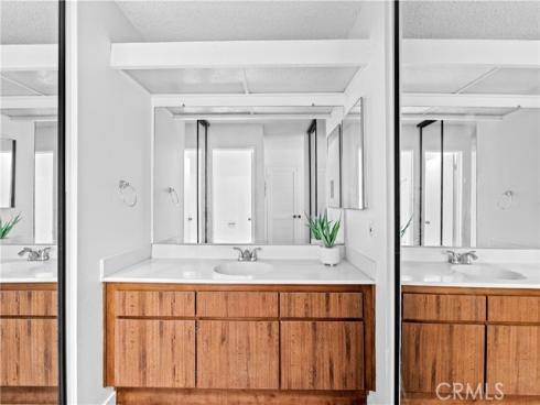 53 Streamwood , Irvine, CA
