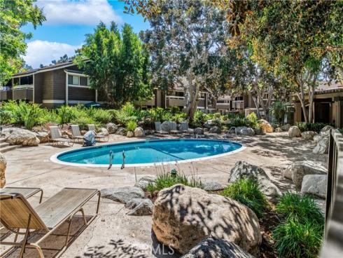 53 Streamwood , Irvine, CA