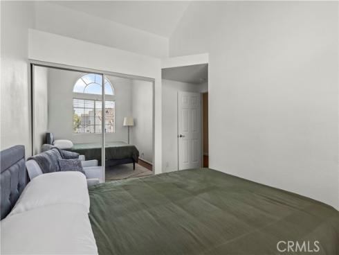 80 Almador , Irvine, CA