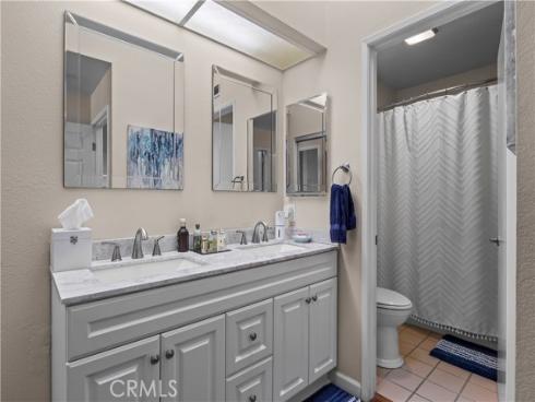 80 Almador , Irvine, CA