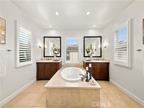 73 Cortland , Irvine, CA