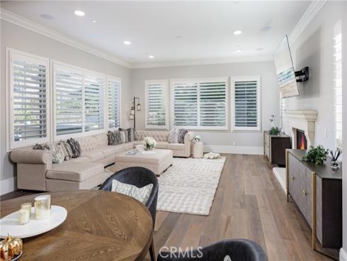 104 Shady Arbor , Irvine, CA