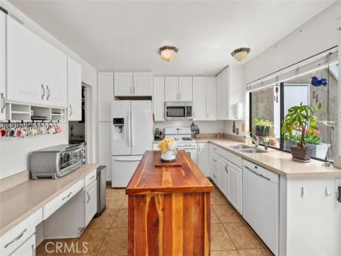 14  Greenleaf  , Irvine, CA
