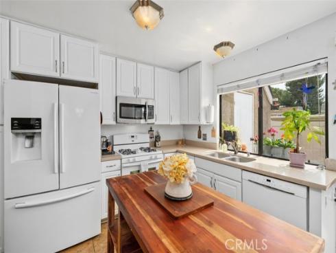 14  Greenleaf  , Irvine, CA