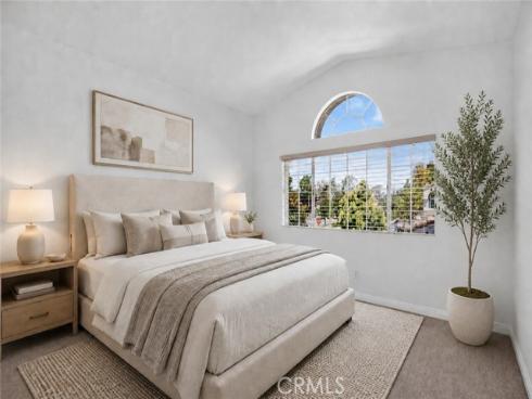 122 Almador , Irvine, CA