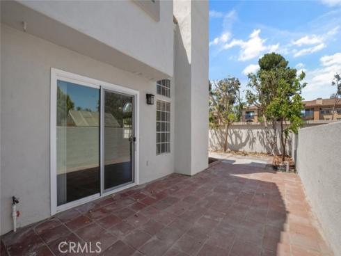 122 Almador , Irvine, CA
