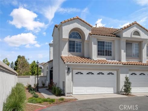 122 Almador , Irvine, CA