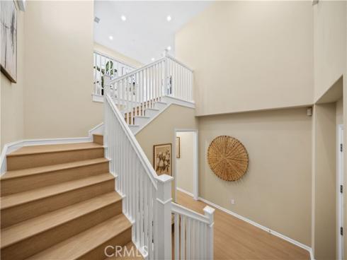 190 Crescent Moon , Irvine, CA