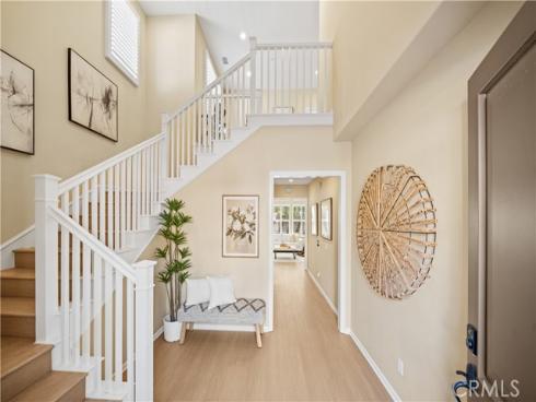 190 Crescent Moon , Irvine, CA