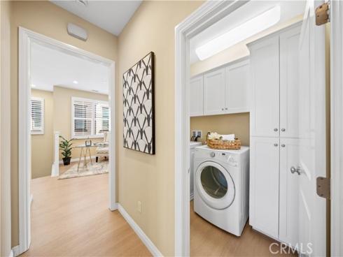 190 Crescent Moon , Irvine, CA