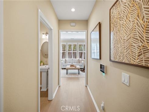 190 Crescent Moon , Irvine, CA