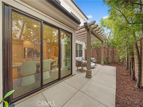 190 Crescent Moon , Irvine, CA